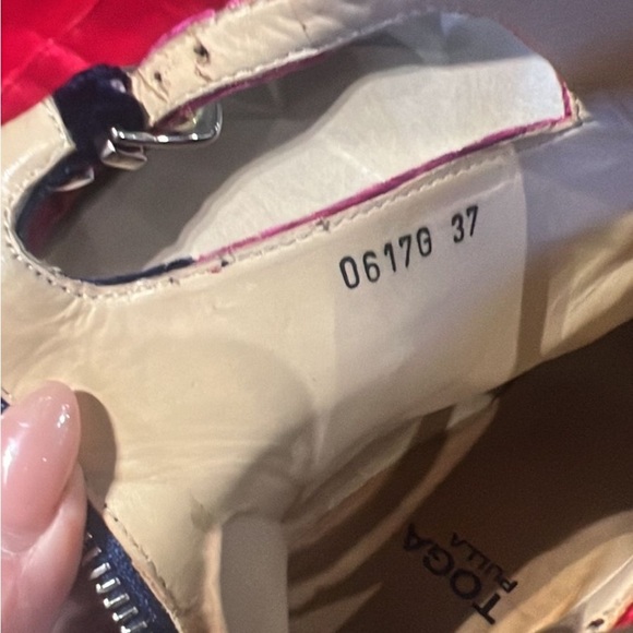 Toga Pulla velvet color block ankle boots fuschia & navy block heeel - Picture 10 of 13